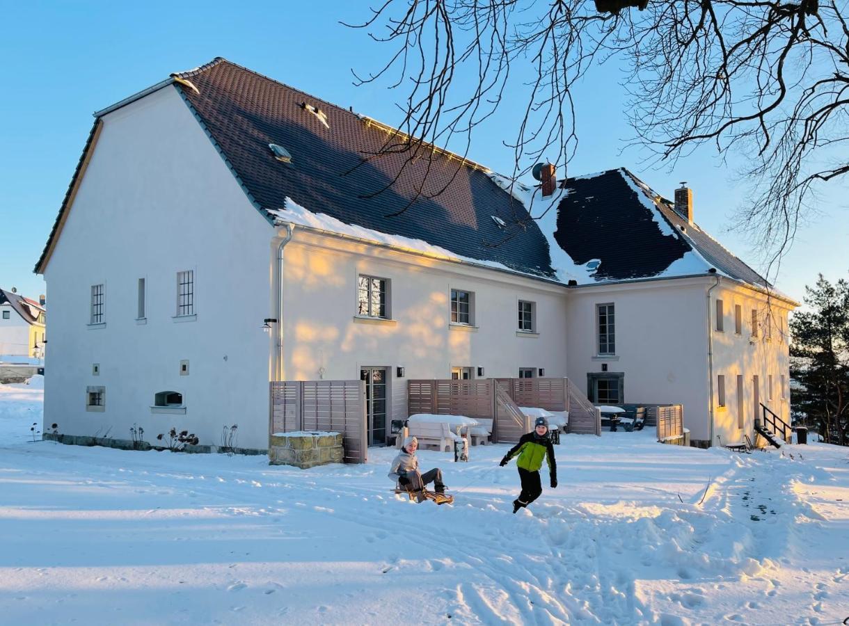 Farmhouse Eckartsberg Im Zittauer Gebirge - Gemuetliche Und Moderne Ferienwohnungen Mit Terrasse Exterior foto